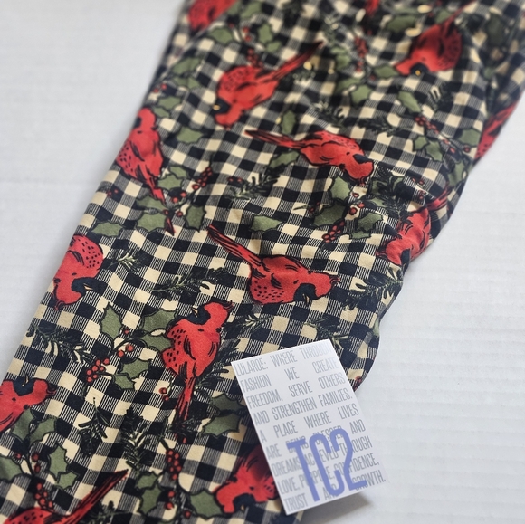 New With Tags LuLaRoe Leggings - TC2 Holiday Vintage Seasonal Buttery Soft - Picture 1 of 1